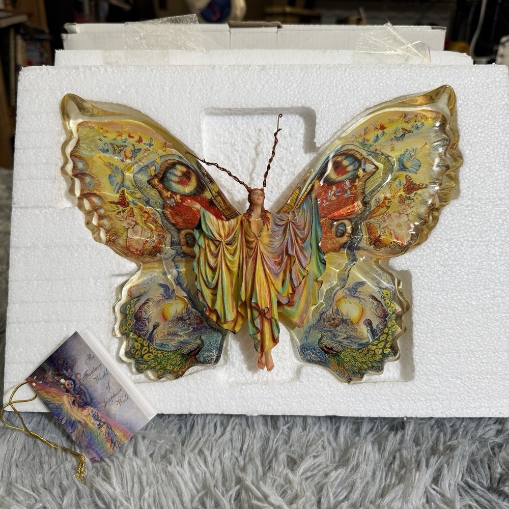 JOSEPHINE WALL "MADAME BUTTERFLY" WALL HANGING STATUE Very Rare New
